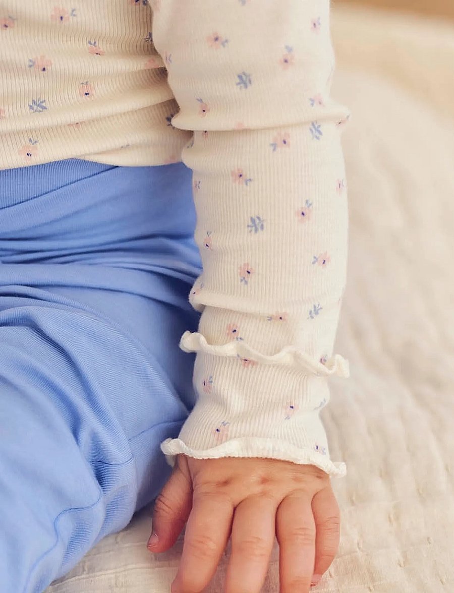 Müsli by Green Cotton - Spring frill collar l/s body - langærmede bodyer - tofu/ nectar/ shell blue - 4