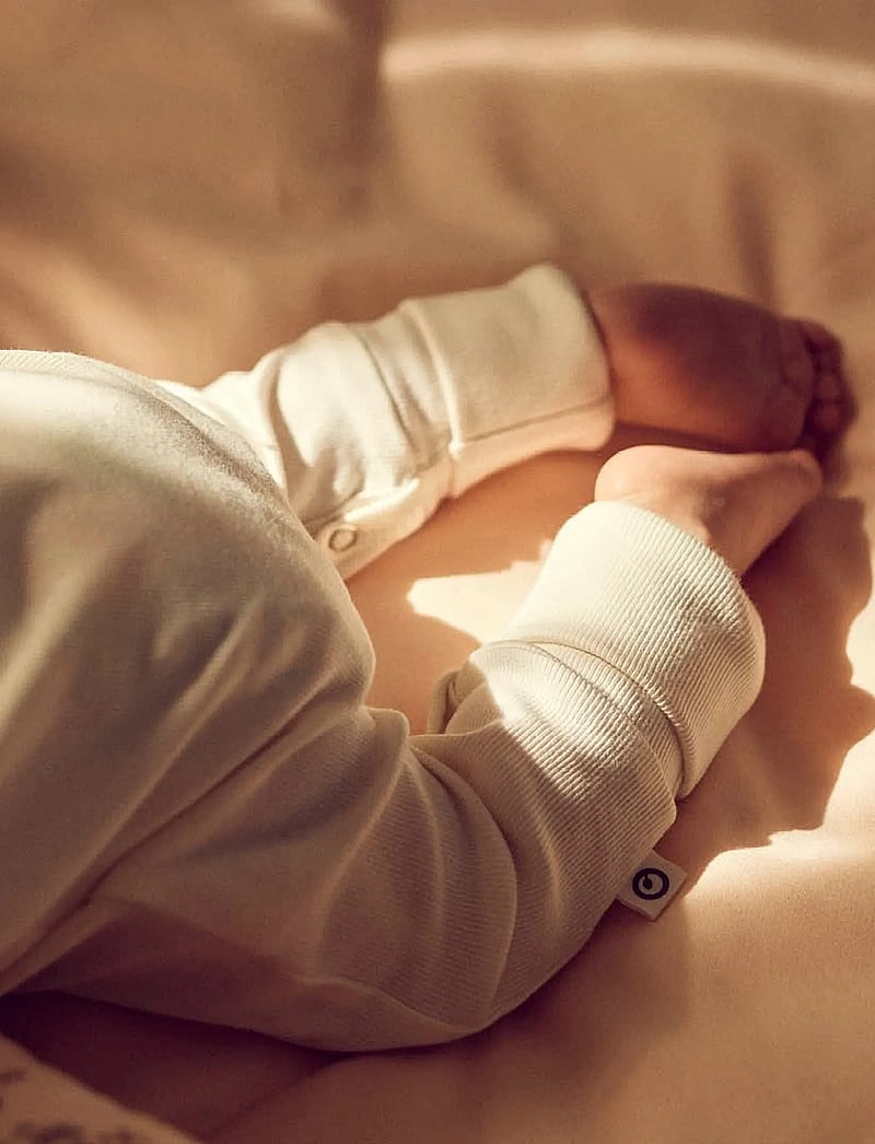 Müsli by Green Cotton - Rib bodysuit - långärmade bodysuits - balsam cream - 5