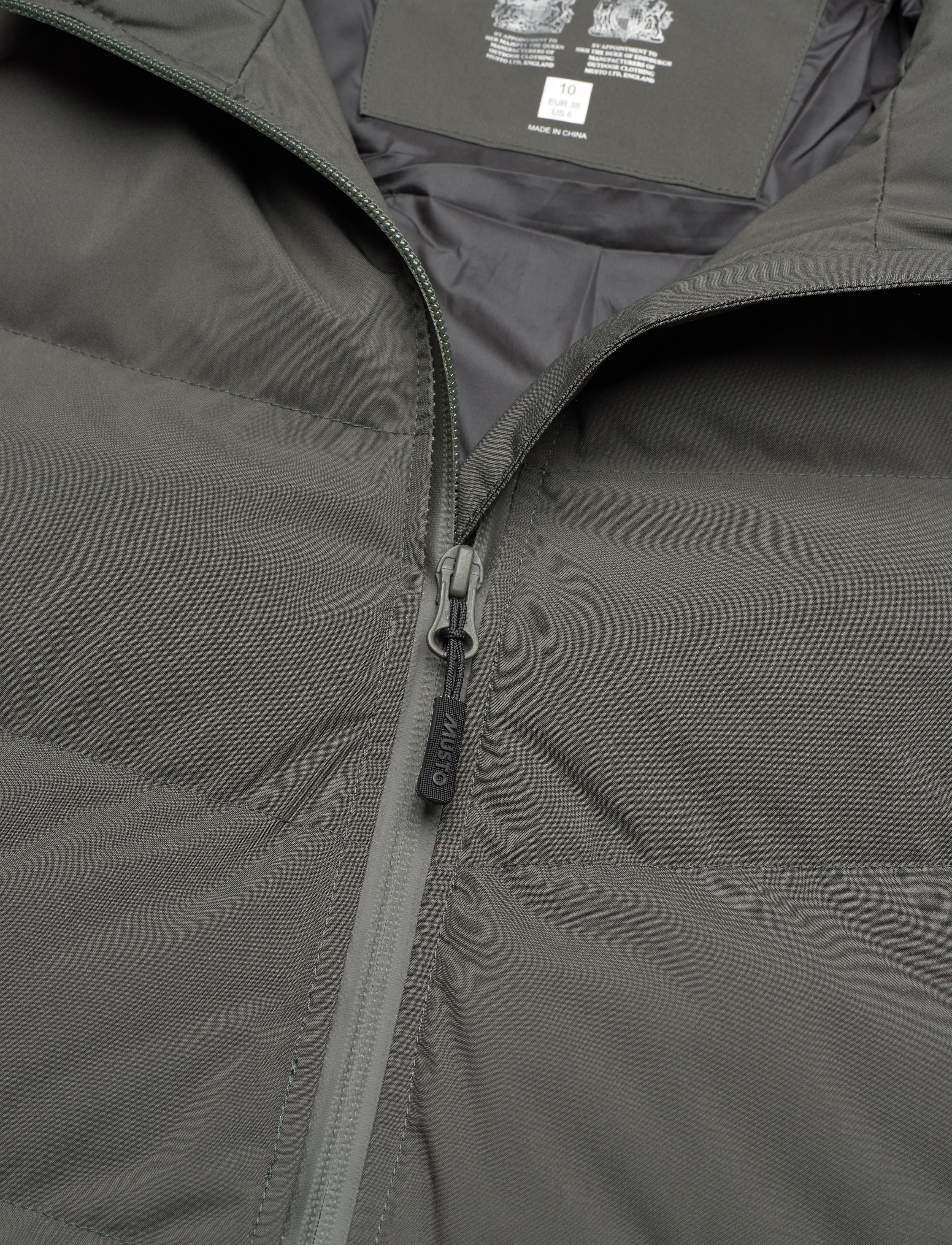 Musto - W MARINA LONG QUILTED JKT - dunfrakker - field green - 2