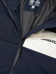 Musto - M MUSTO 64 PUFFER JKT - padded jackets - navy - 2