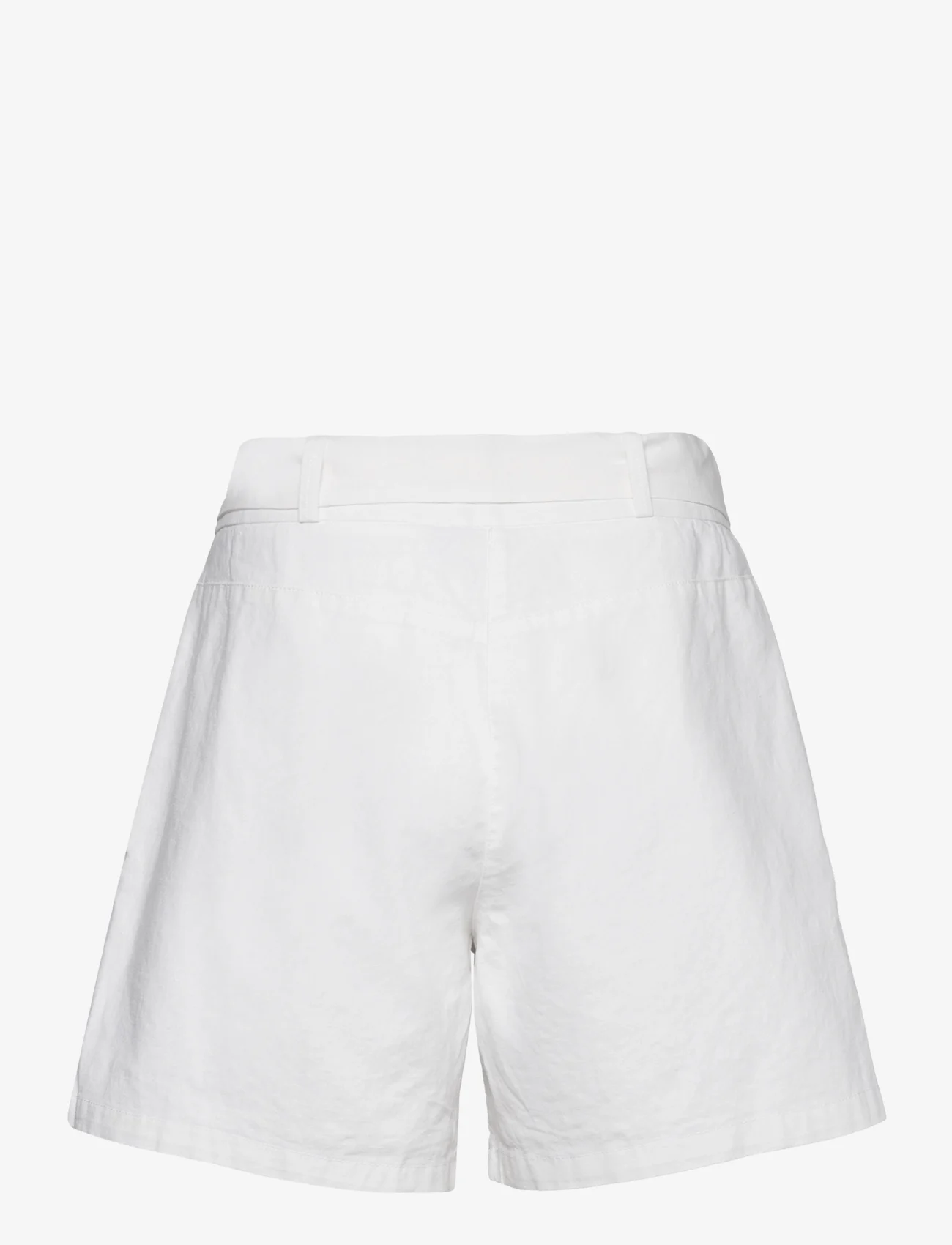 Musto - W MARINA SHORT - kasdienio stiliaus šortai - white - 1
