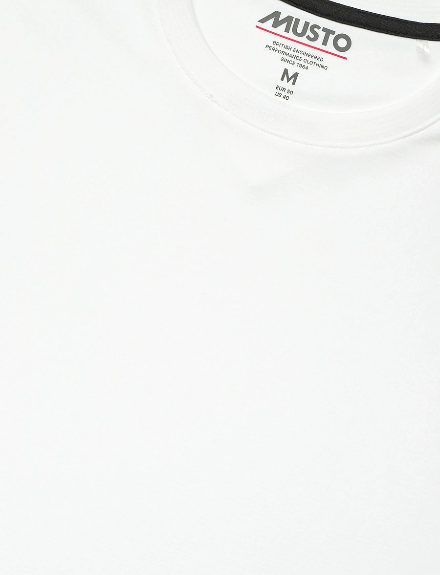 Musto - M EVO CREW SUNBLOCK SS TEE - t-shirty - white - 2