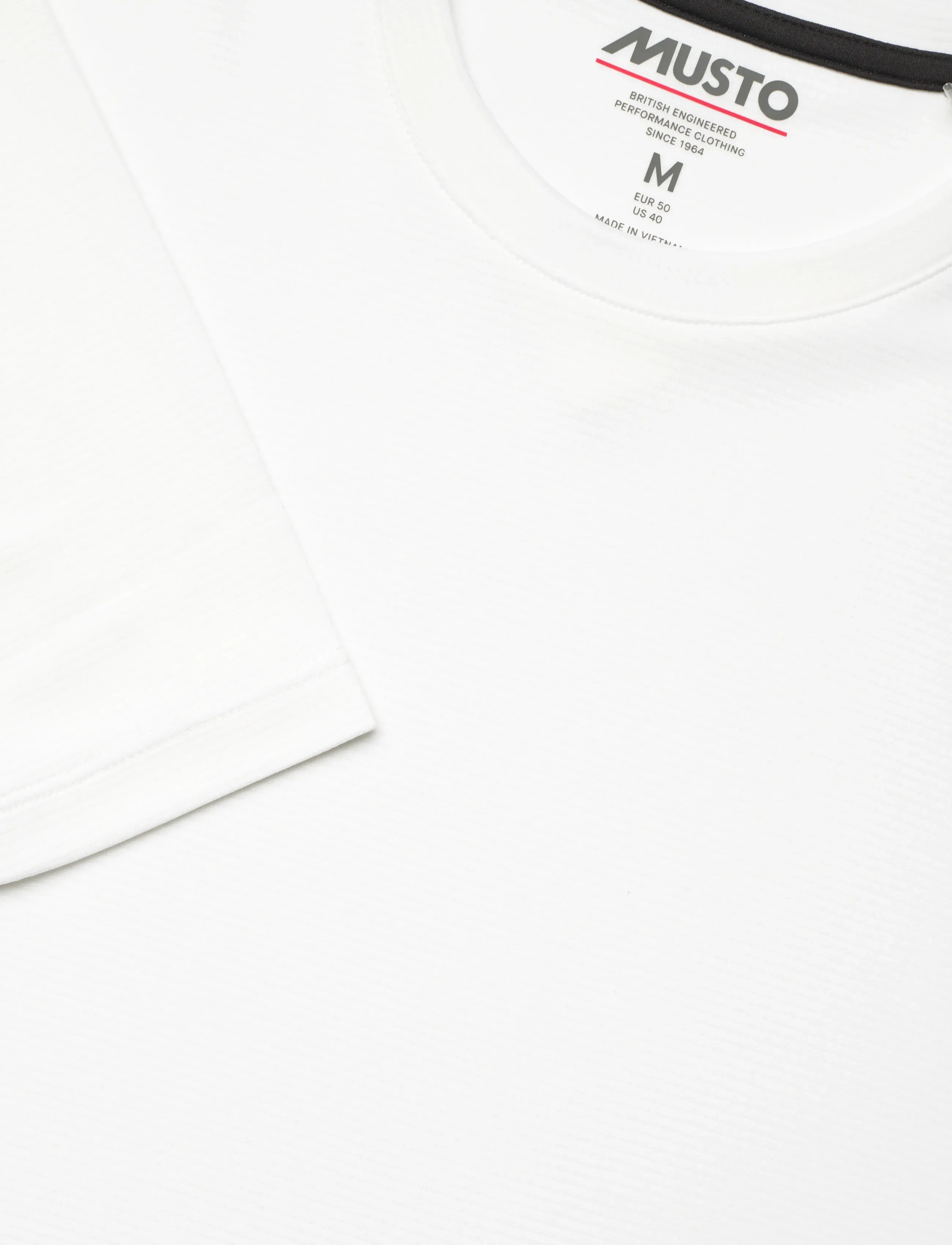 Musto - M EVO CREW SUNBLOCK LS TEE - pikkade varrukatega alussärgid - white - 2