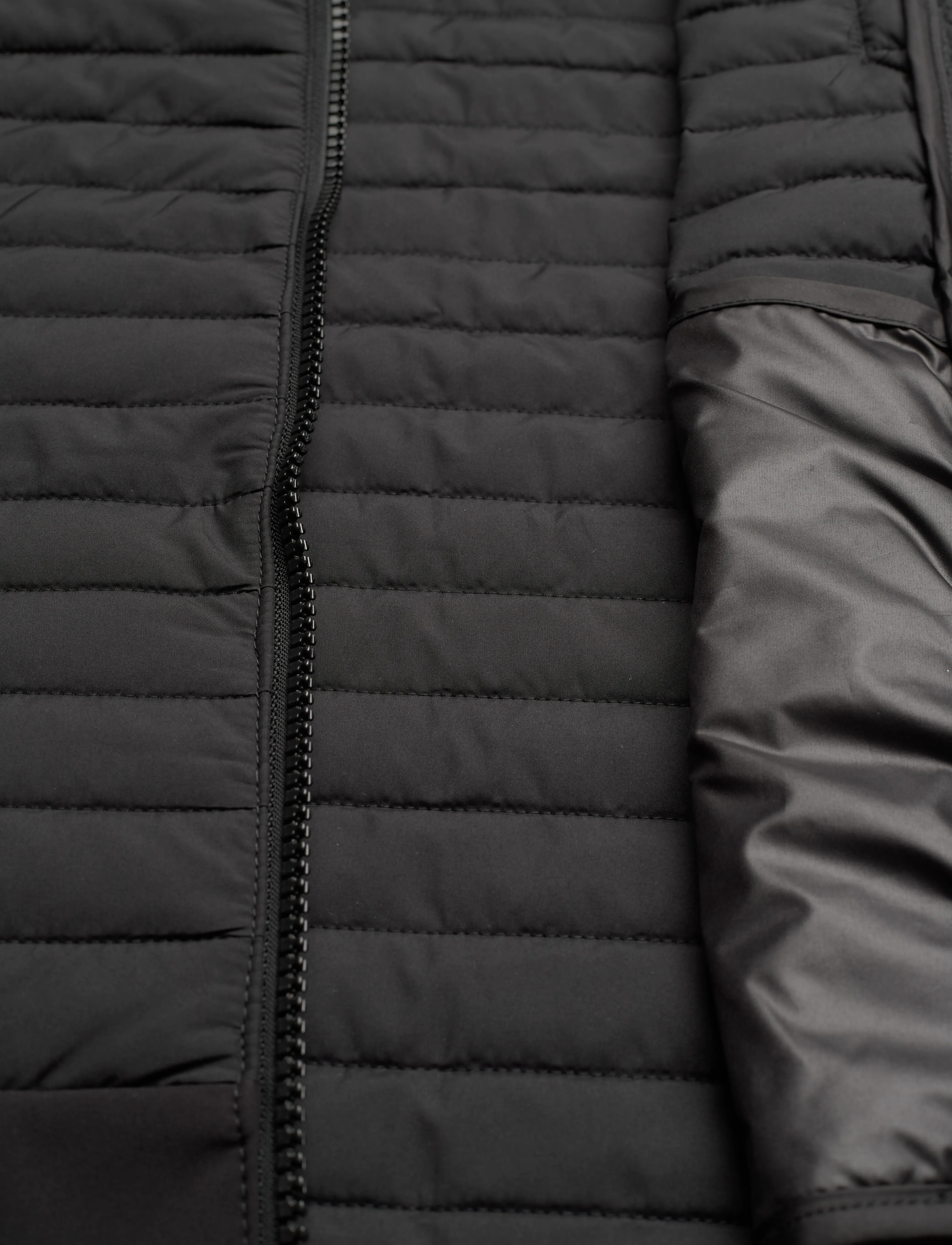 Musto - W EVO LOFT HOODED JKT - black - 4