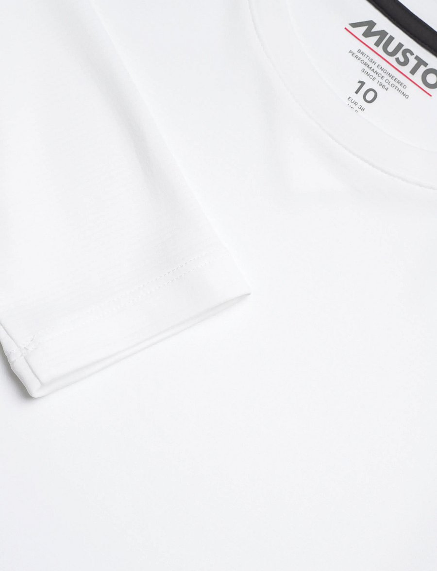 Musto - W EVO CREW SUNBLOCK LS TEE - alussärgid ja t-särgid - white - 2