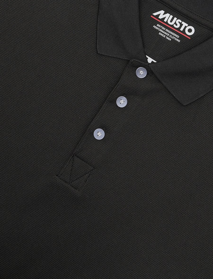 Musto - M EVO CREW PRO LITE POLO - toppe & t-shirts - black - 2