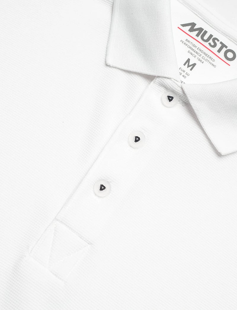 Musto - M EVO CREW PRO LITE POLO - alussärgid ja t-särgid - white - 2