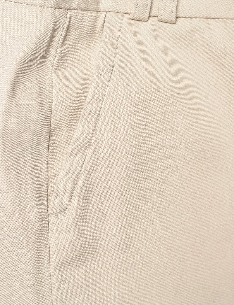 Musto - W CLASSIC TWILL SHORT - udendørsshorts - pumice - 2