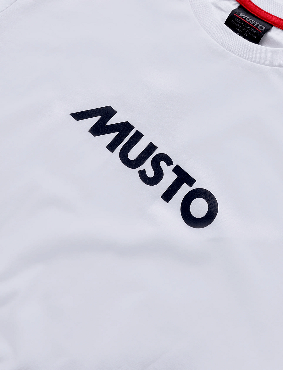 Musto - M CLASSIC SS TEE - alussärgid ja t-särgid - white - 2