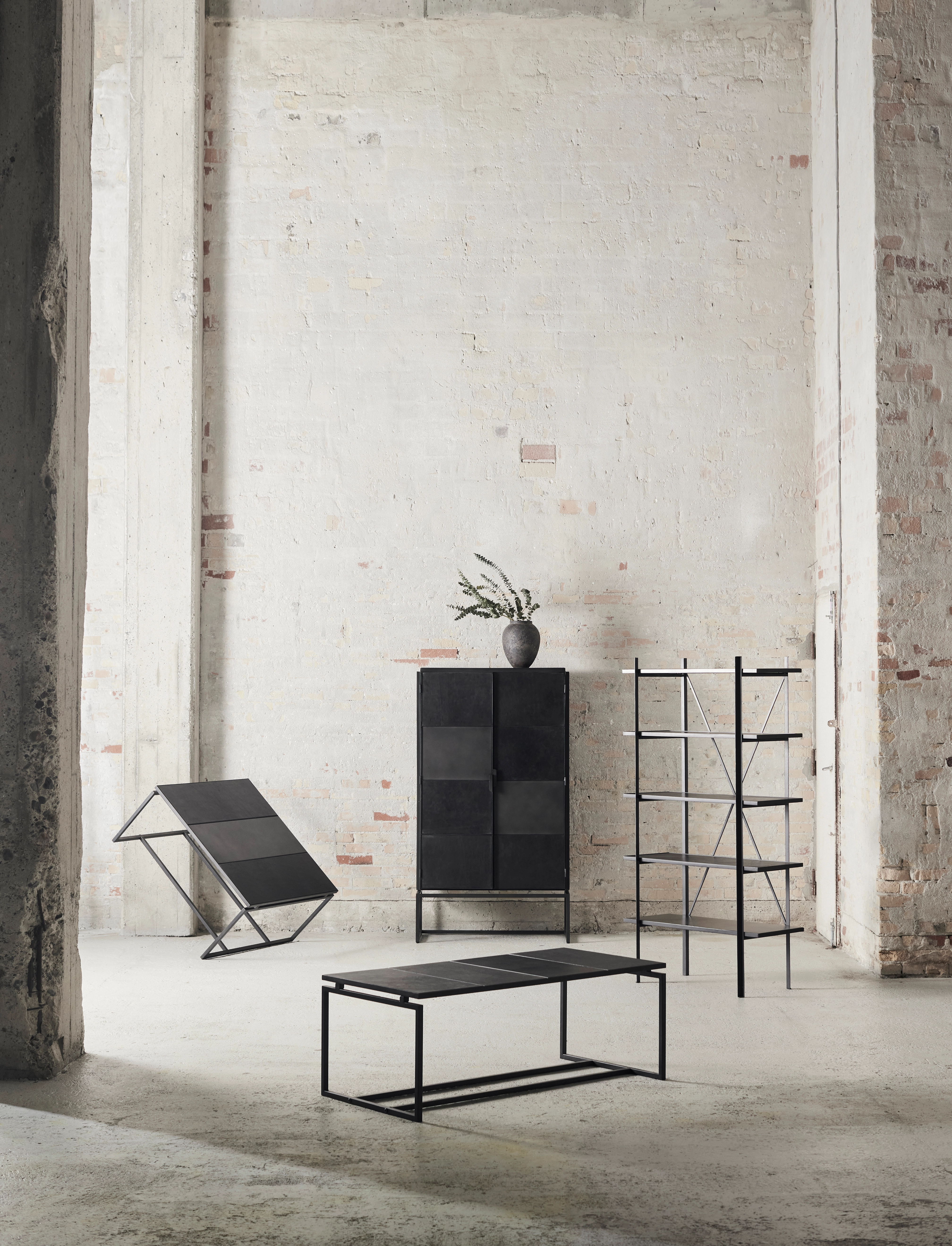 Muubs Reol Austin, One Size, Black, Møbler > Hylder, Unisex