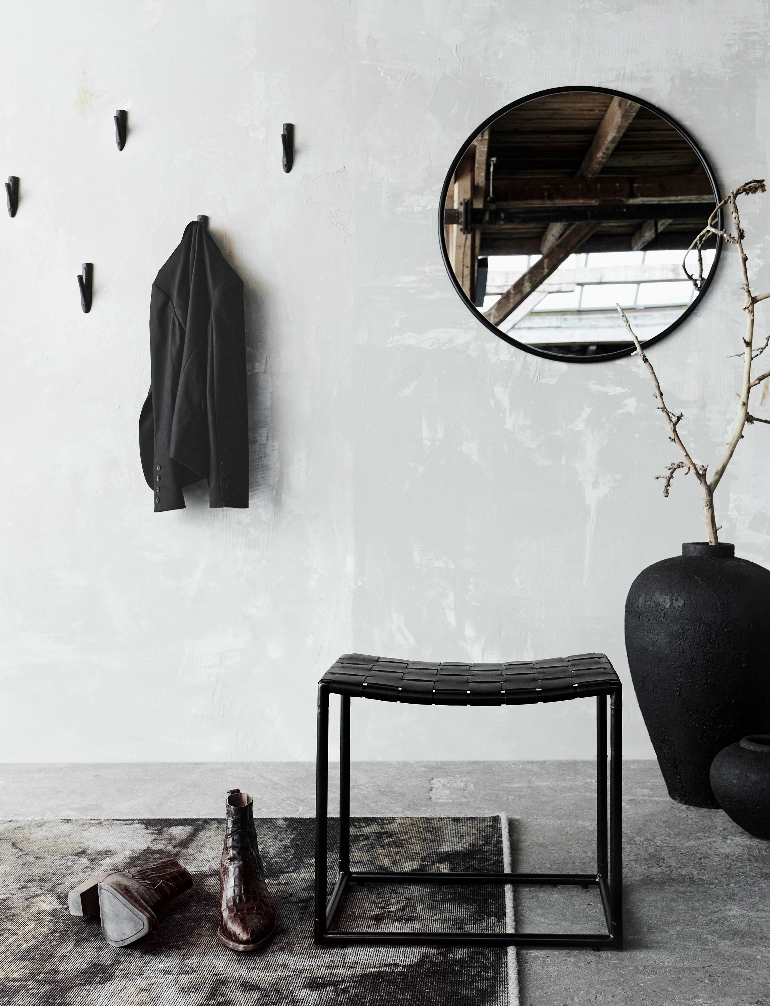 Muubs Taburet Soho, One Size, Furniture, Schwarz - Chairs & Stools, Homeware