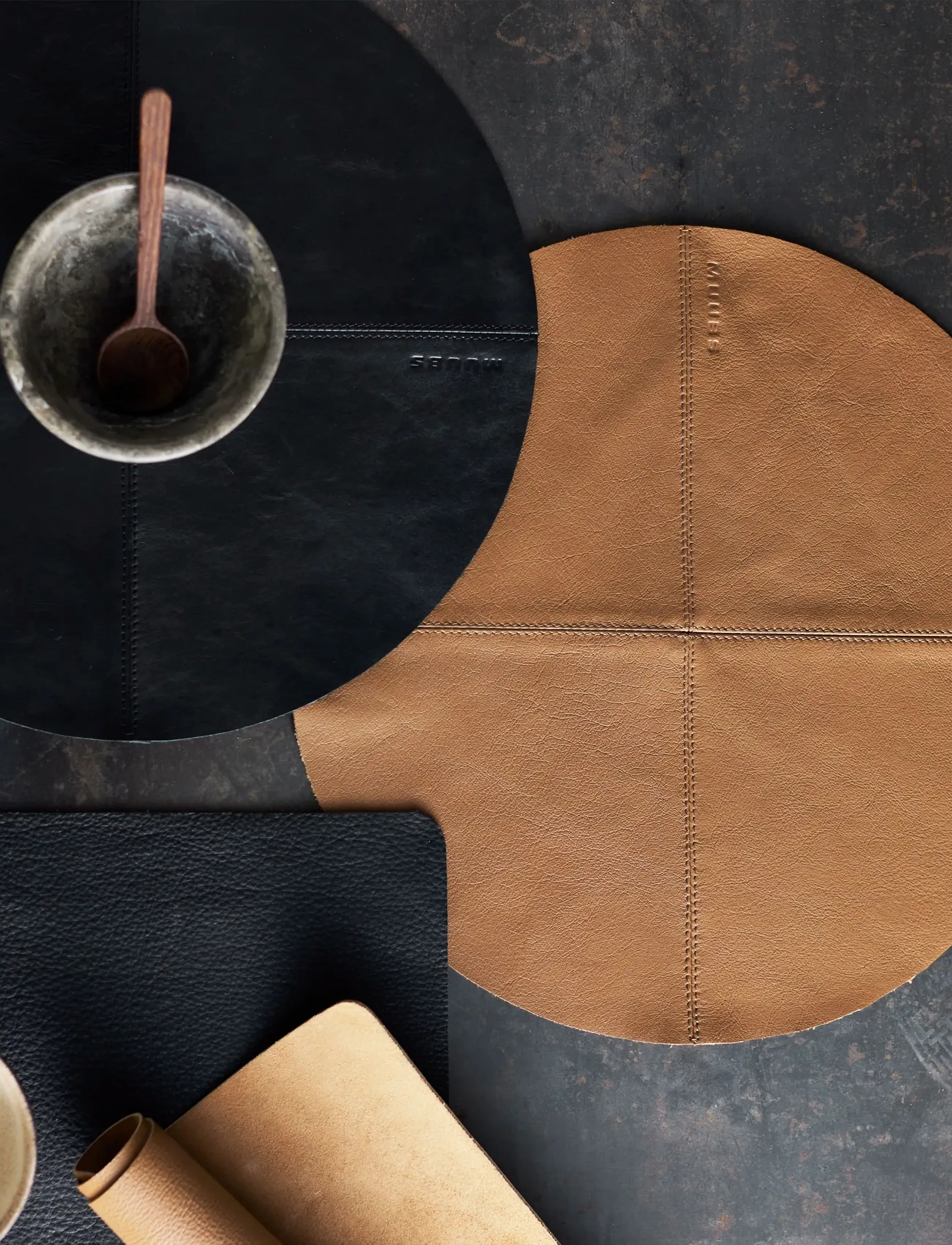 Muubs Camou Dækkeserviet, Ø 36 cm, Tableware, Schwarz - Placemats, Homeware