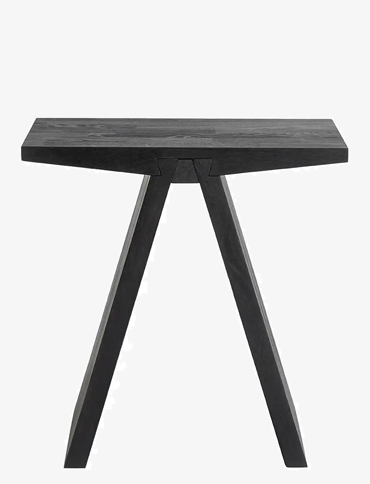 Muubs - Stool Angle Black - Black stain/oil - küljelauad ja väikesed lauad - black - 1