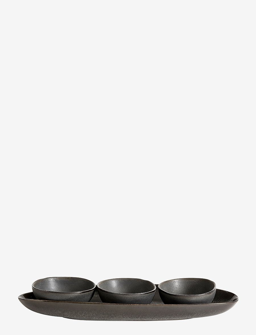 Muubs - Long oval tray Mame - servierplatten - kaffe - 4