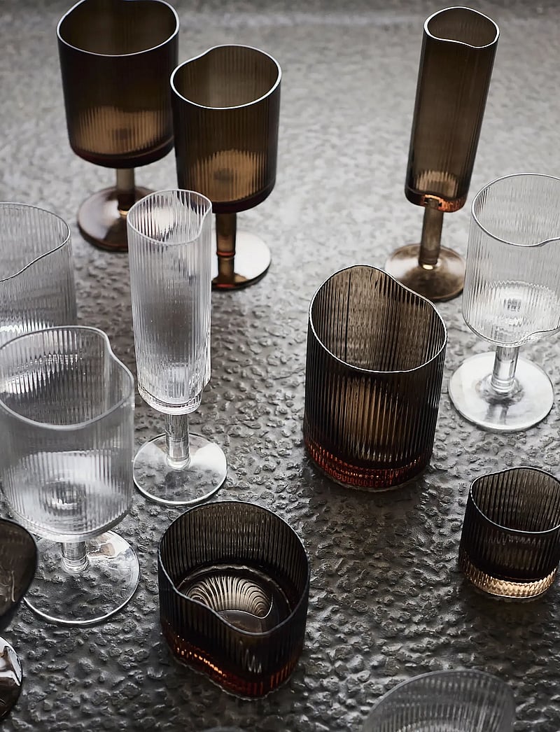 Muubs - White wine glass Ripe - Smoked brown - rotweingläser - smoked brown - 4