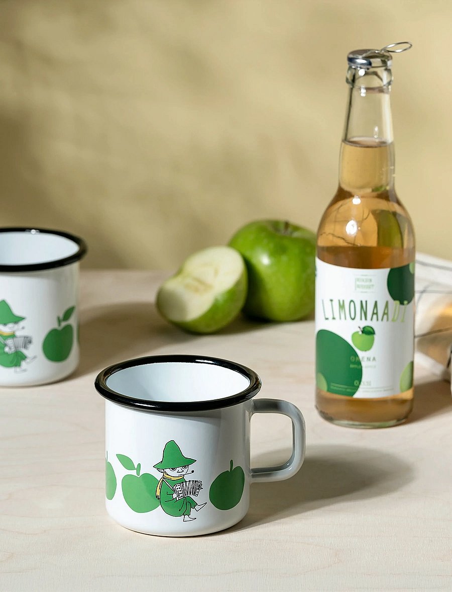Muurla - Moomin enamel mug Joyfull Apples 3,7dl - teetassen - white - 0