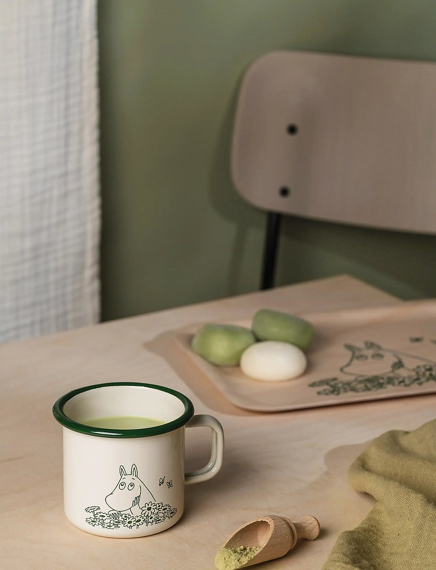 Muurla - Moomin enamel mug Summer Crush 3,7dl - kohvitassid - off-white - 0