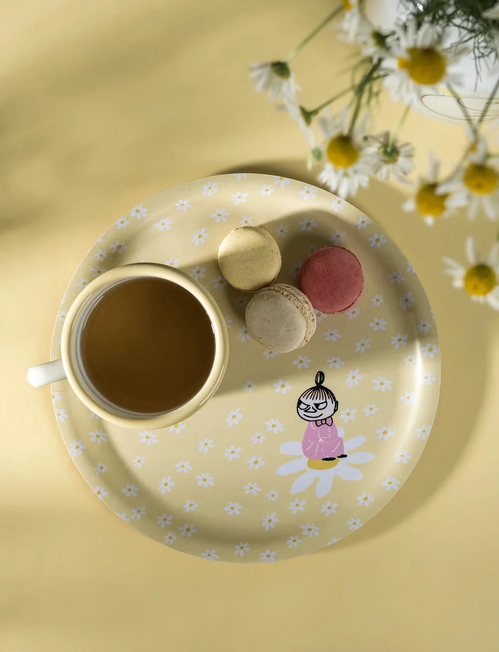Muurla - Moomin tray Flowers 25cm - toiduvalmistamine - yellow - 2