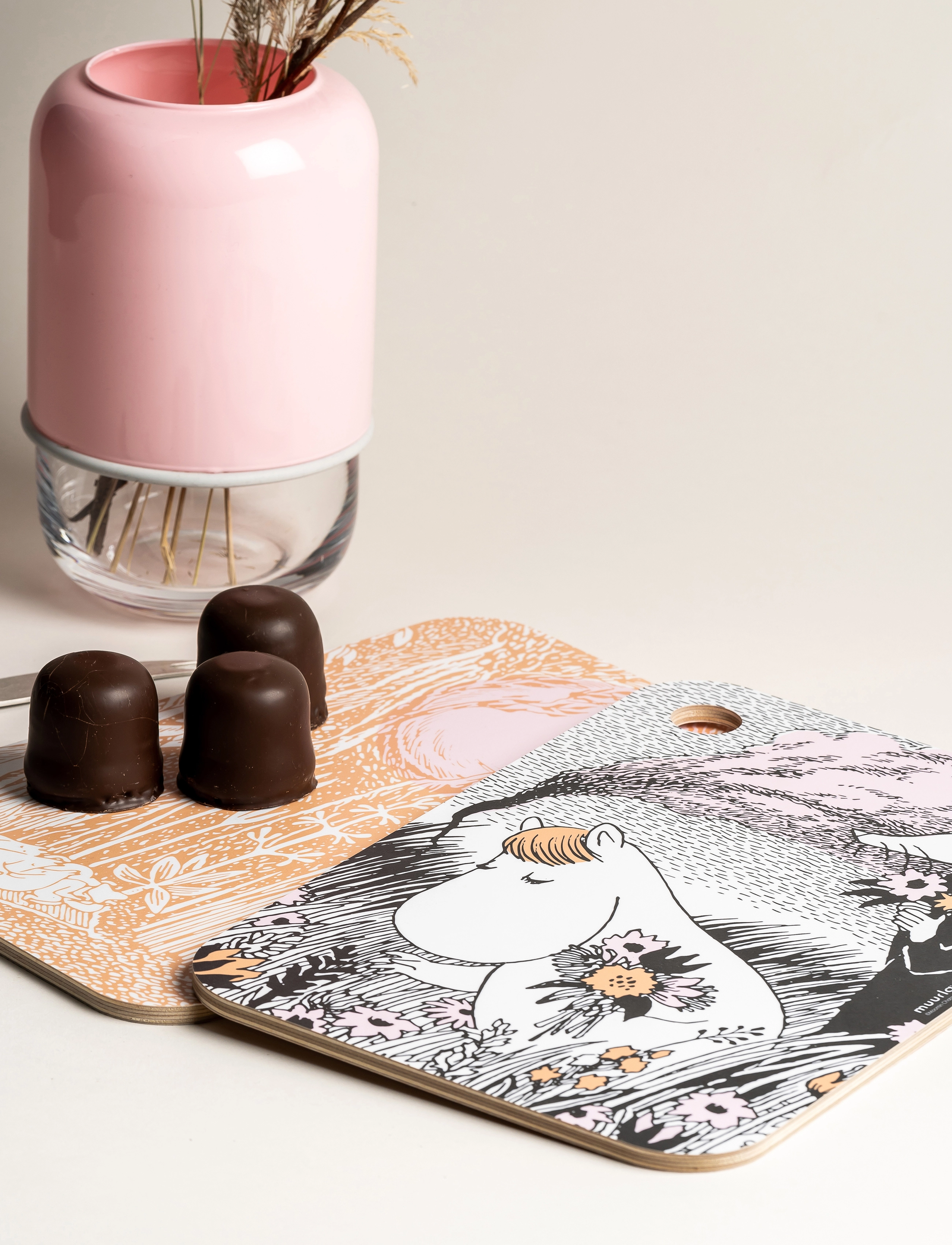 Muurla Moomin Chop&Serve Board Summer Night, 21X31 cm, Kitchen Tools, Orange - Cutting Boards, Homeware