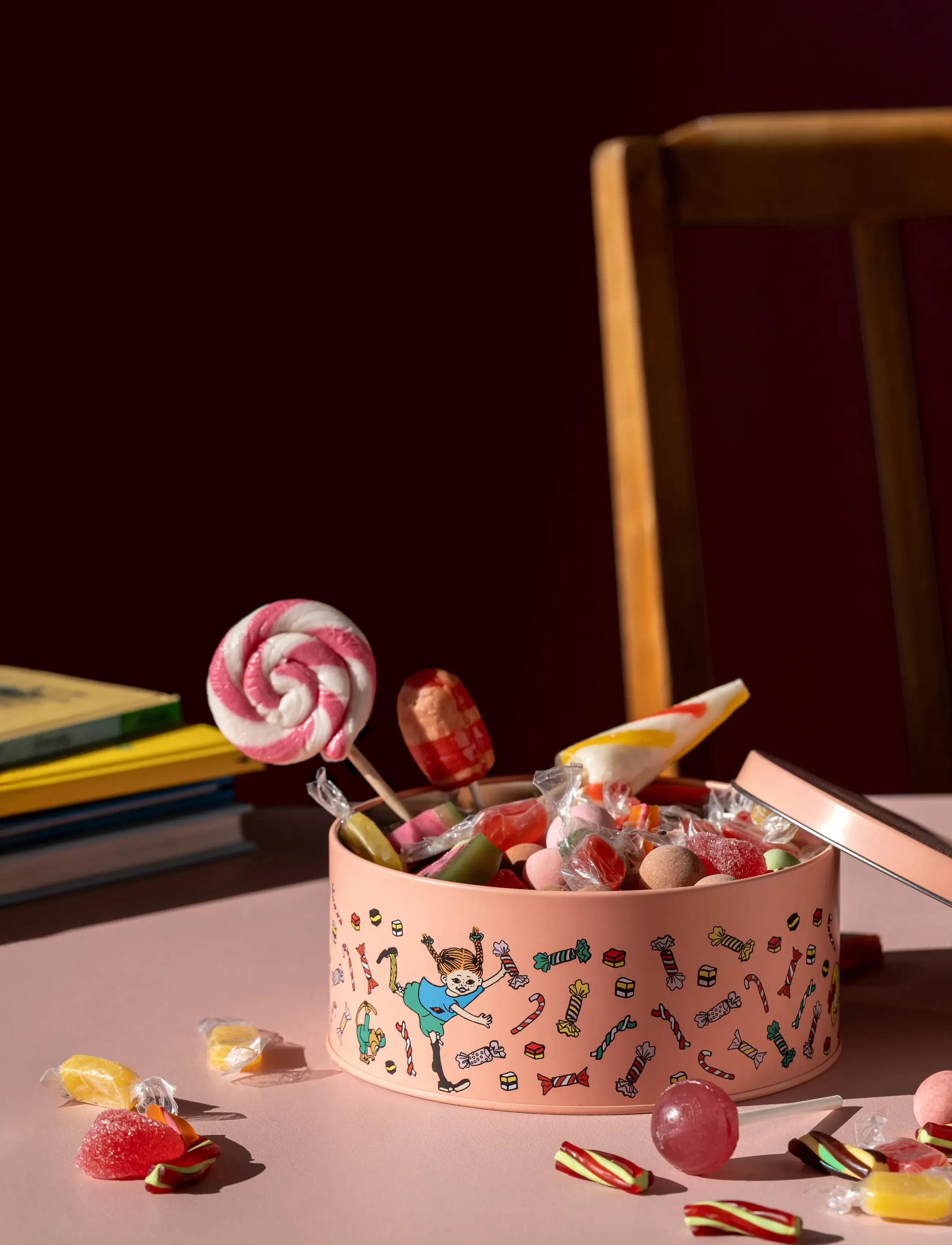 Muurla Pippi-Blikdåse Med Slik, 15 Cm, Ø15 cm, Baking & Cooking, Koralle - Cookie Jars, Kinder