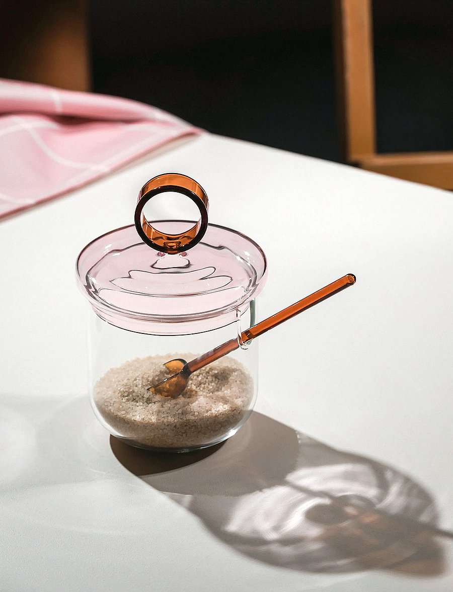 Muurla - Loop sugar jar w lid and spoon 14cm, clear/pink/amber - vorratsgläser - clear - 0