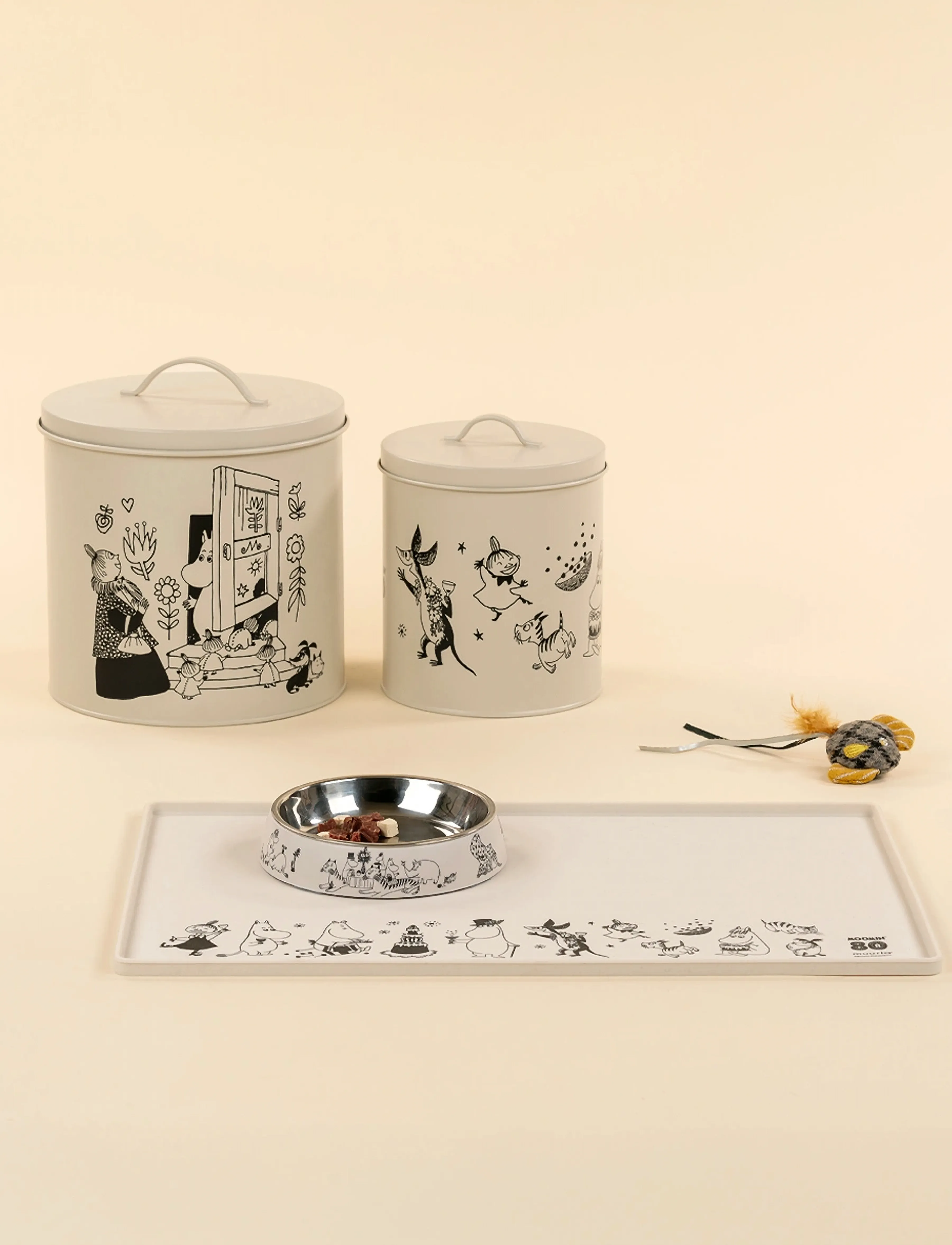Muurla - Moomin for Pets Silicone mat Moomin 80 48x30cm - white - 2