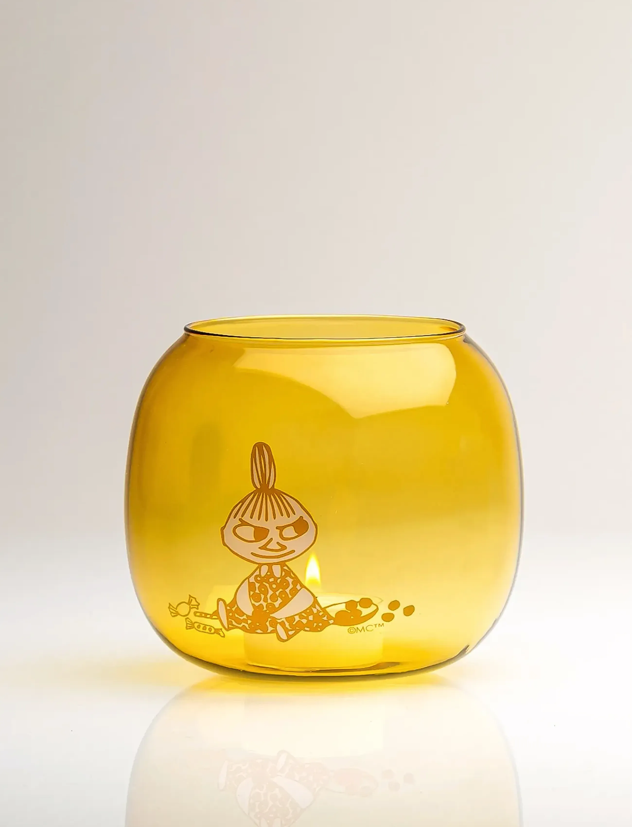 Muurla - Moomin tealight holder Little My yellow - yellow - 1