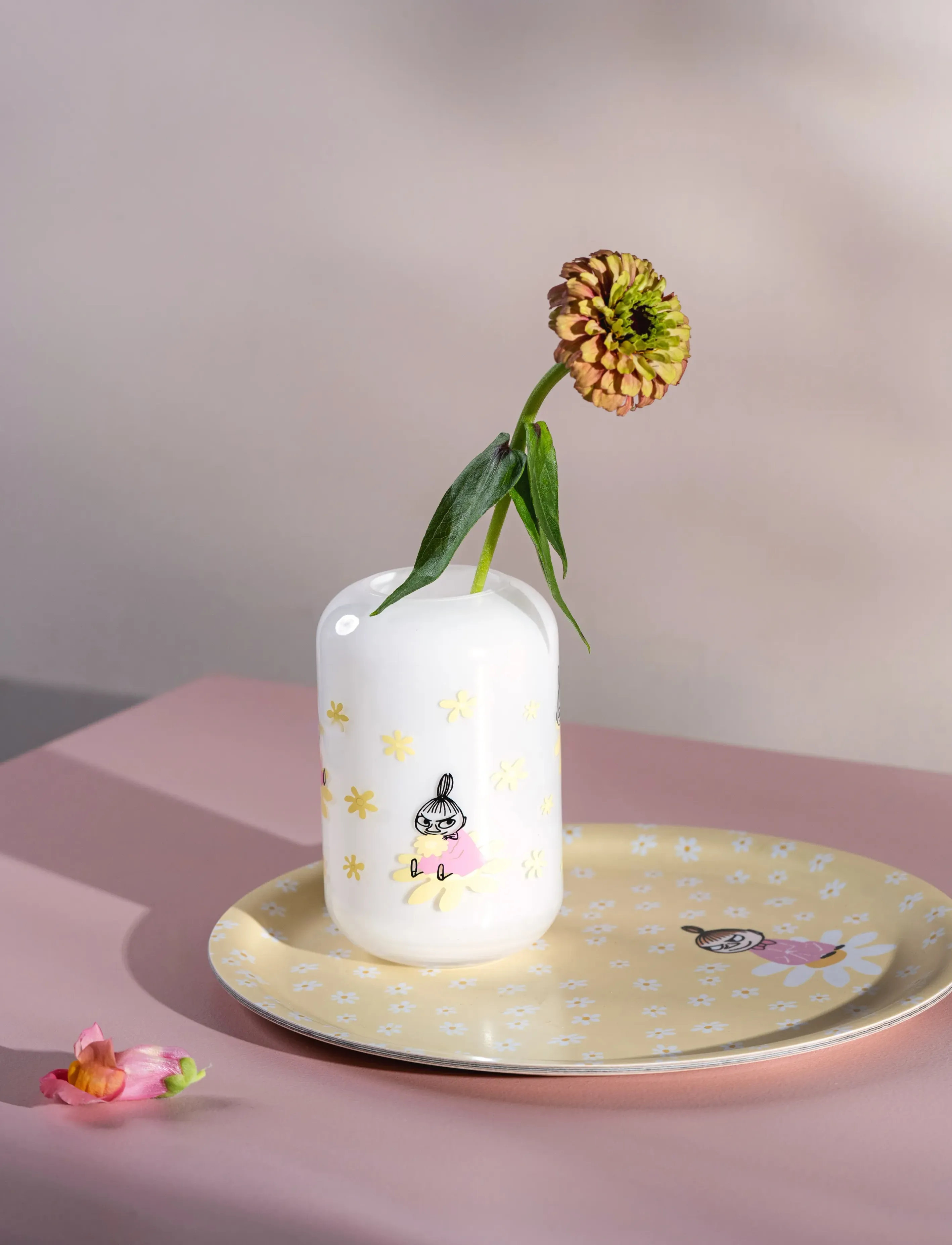 Muurla Mumin-Vase Blomster 12 Cm, H12 cm/DIA7.5 cm, Vases, Weiß - Cylinder Homeware
