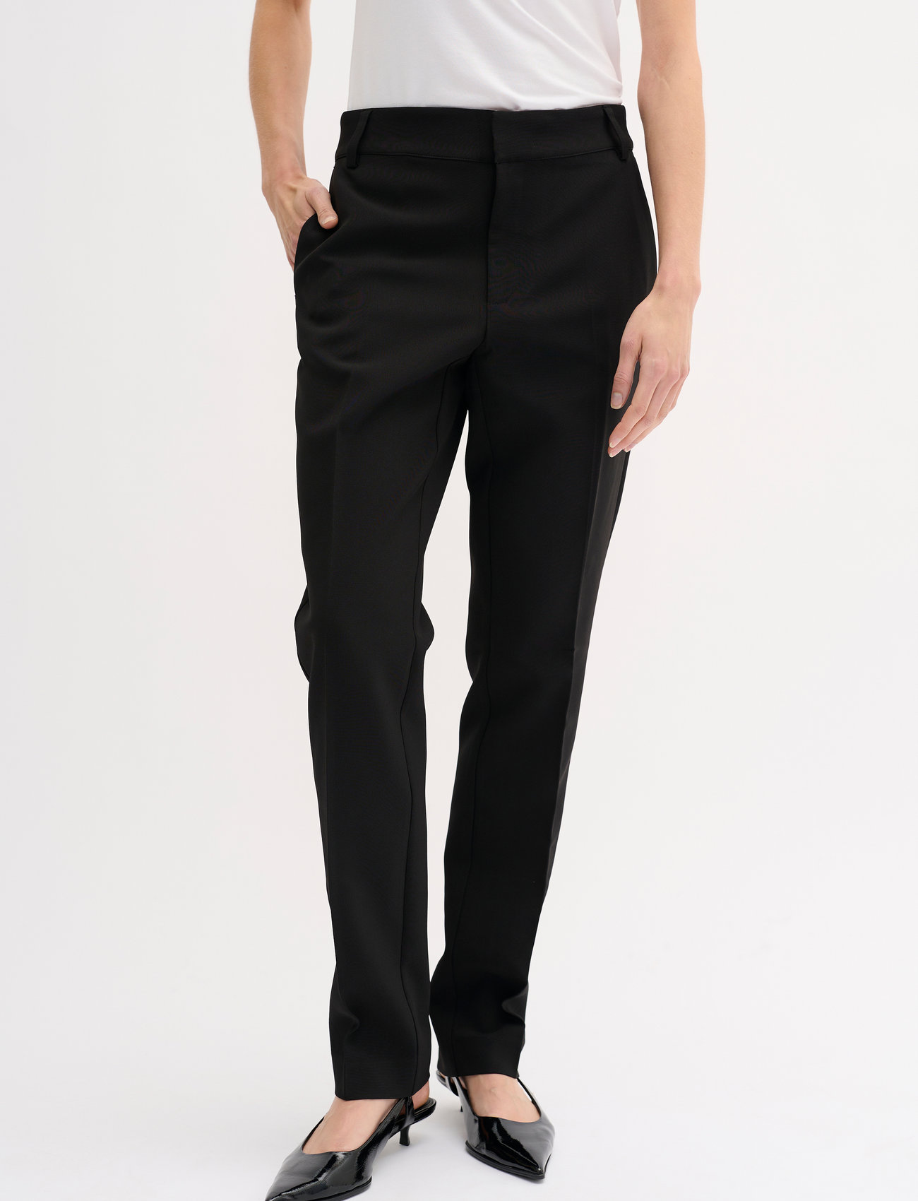 My Essential Wardrobe 26 The Tailored Straight Pant - - 46 1