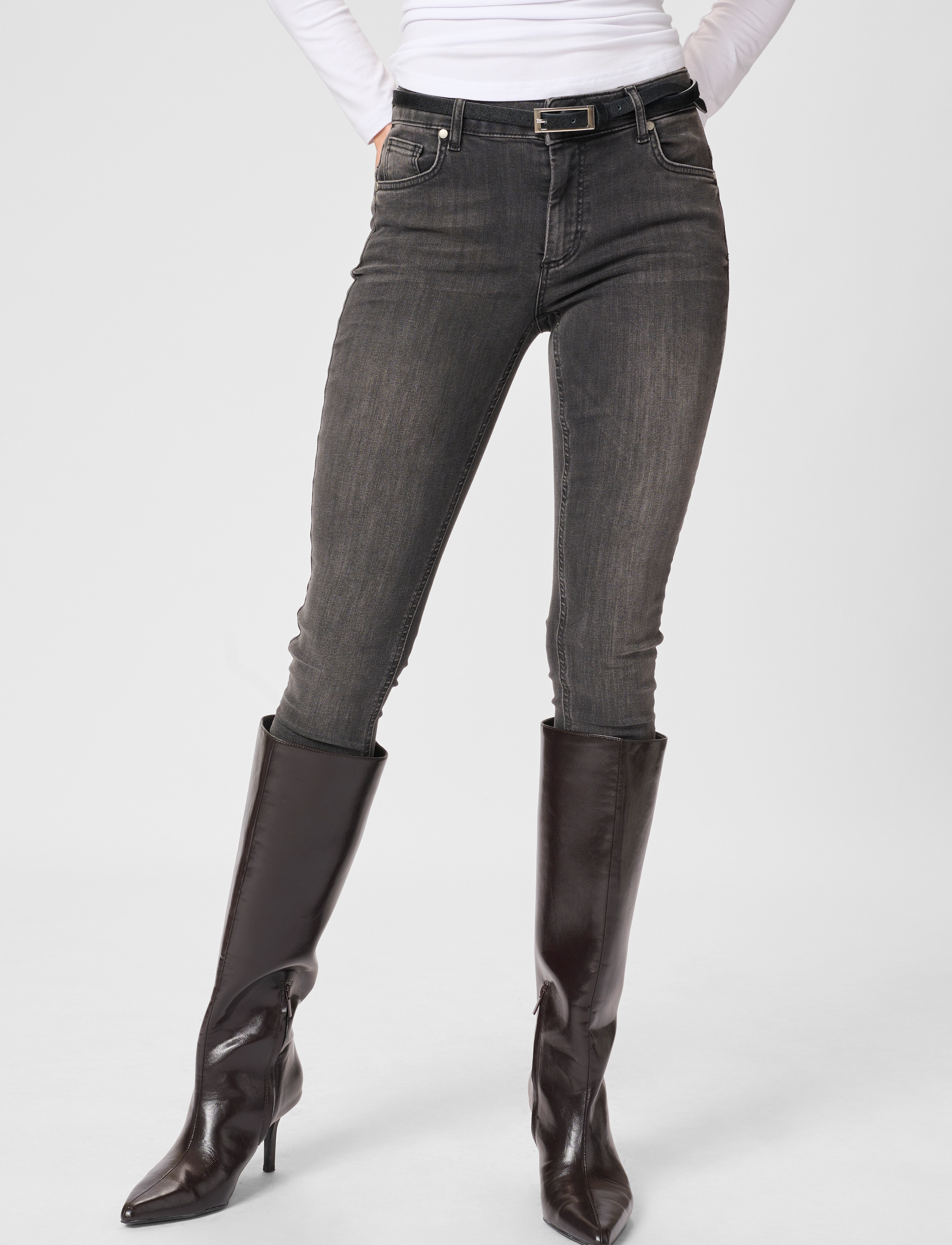My Essential Wardrobe 31 The Celinazip 100 Slim Y, Kvinder, Slim Jeans, Sort, Str: 27 x 28