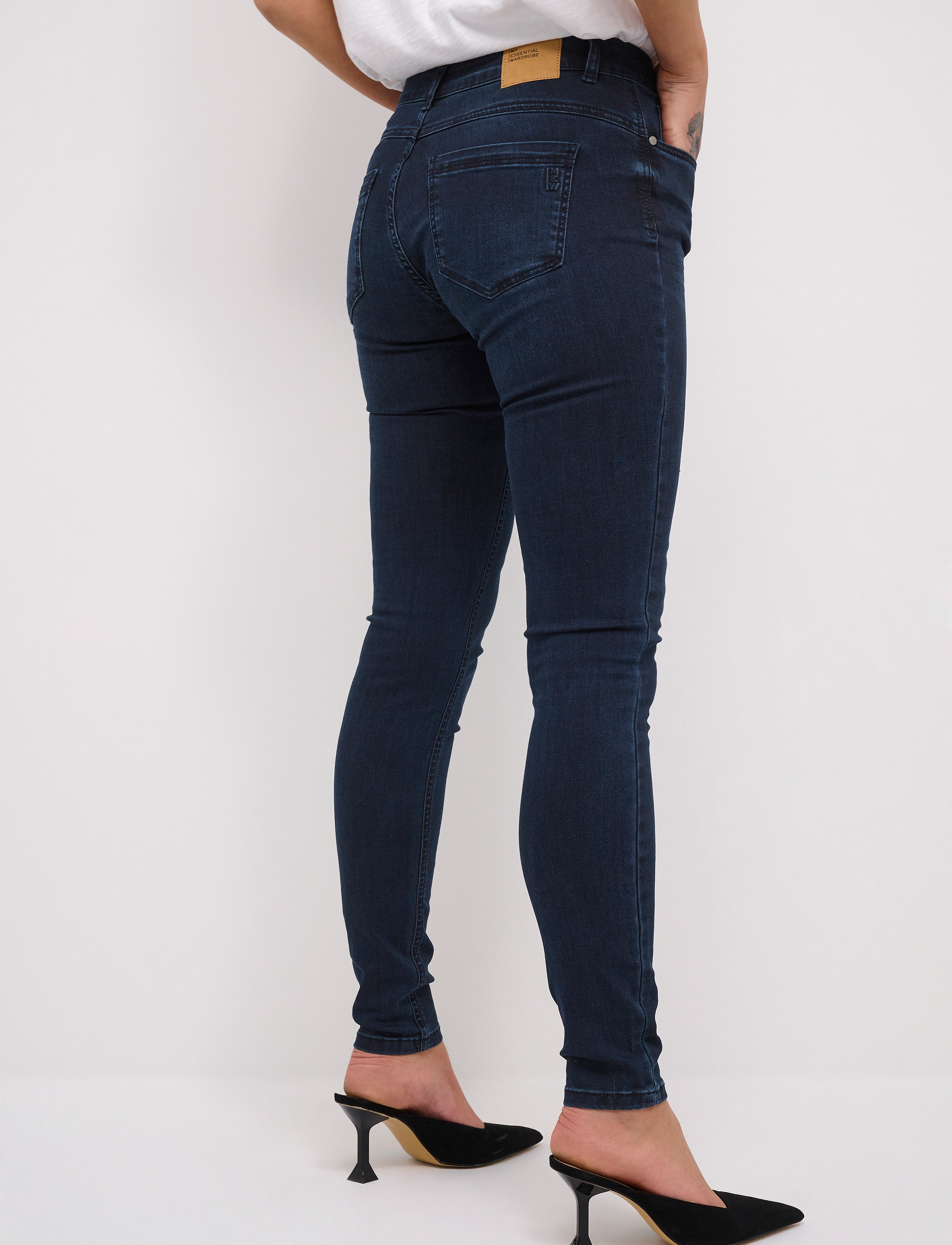 My Essential Wardrobe - 32 THE CELINA 100 SLIM Y - slim jeans - dark blue wash - 4