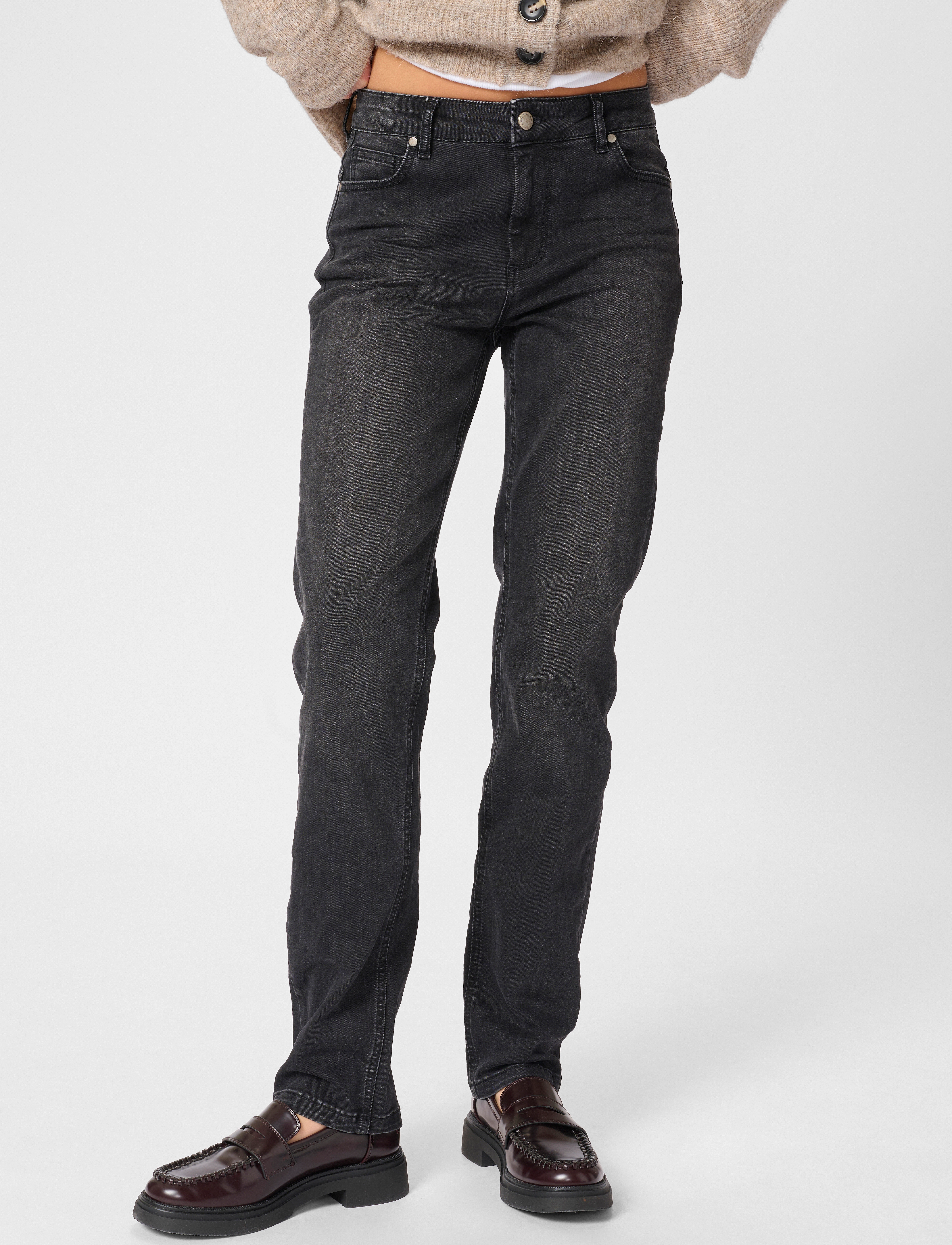 My Essential Wardrobe 33 The Celina 100 High Straight Y, 31 x 32, Black, Jeans > Skinny, Dame