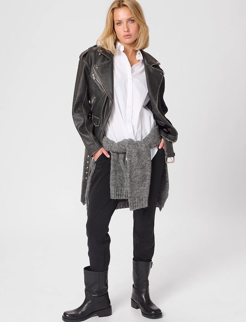 My Essential Wardrobe - 22 THE SWEAT PANT - hverdags stil - black - 3