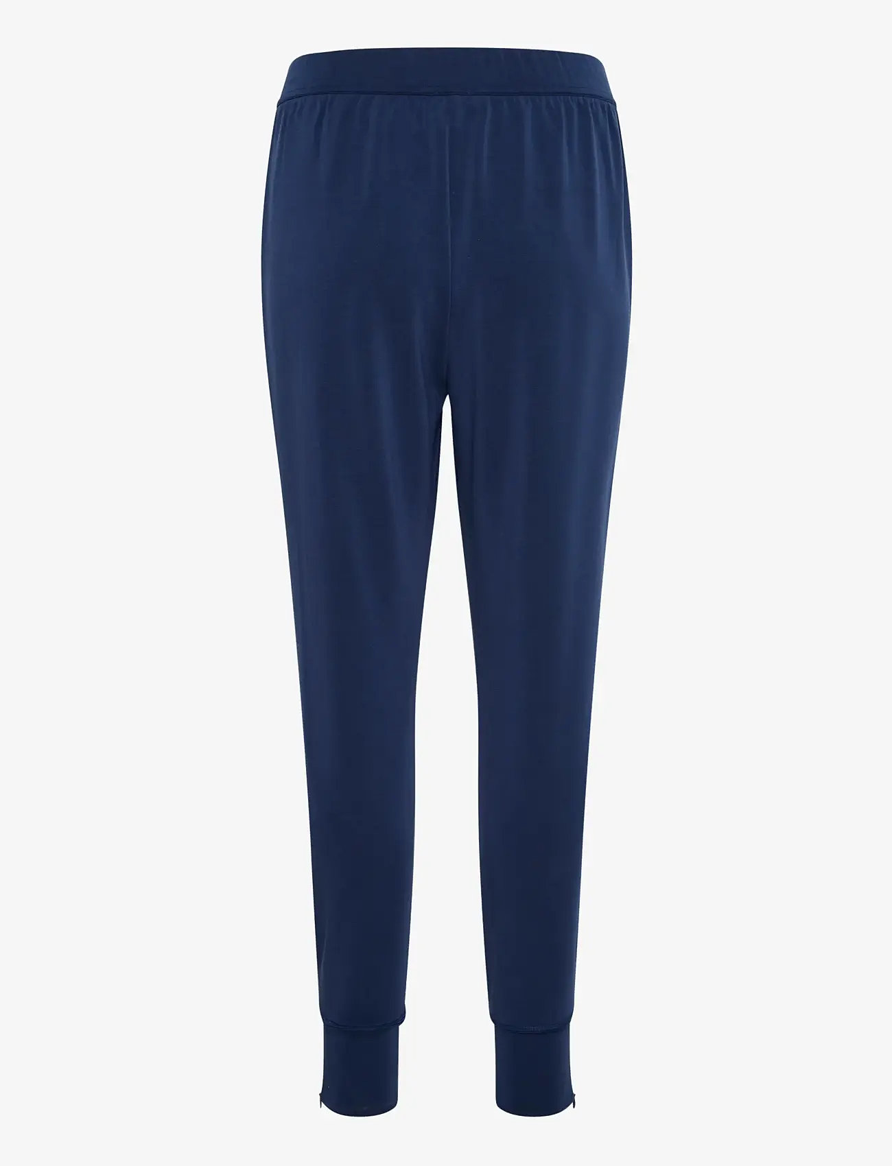 My Essential Wardrobe - 22 THE SWEAT PANT - hverdags stil - total eclipse - 2