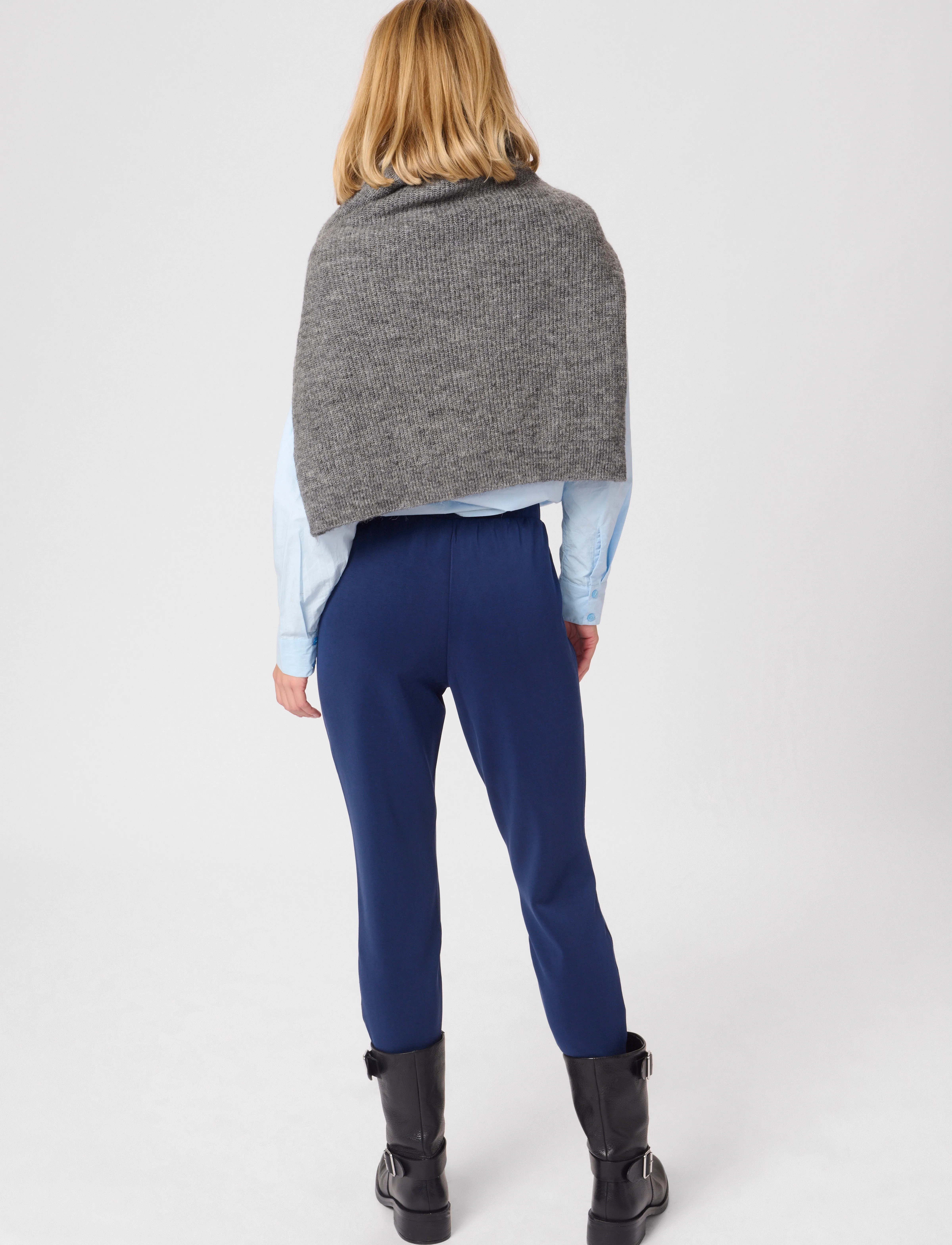 22 The Sweat Pant 3