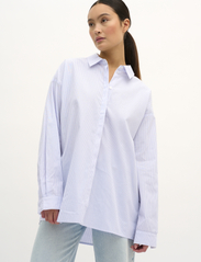 My Essential Wardrobe - 03 THE SHIRT - marškiniai ilgomis rankovėmis - light blue striped - 2