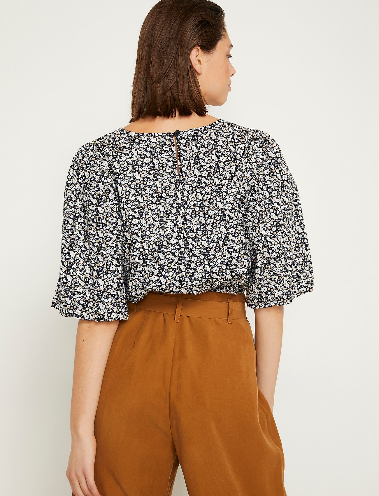 My Essential Wardrobe - MWMalia Blouse - bluzki z długimi rękawami - black flower print - 4