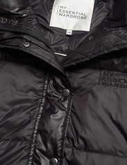 My Essential Wardrobe - DinaMW Short Down Jacket - Žieminės striukės - black - 3