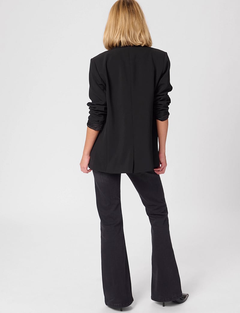 My Essential Wardrobe - 27 THE TAILORED BLAZER - dubbelknäppta kavajer - black - 4