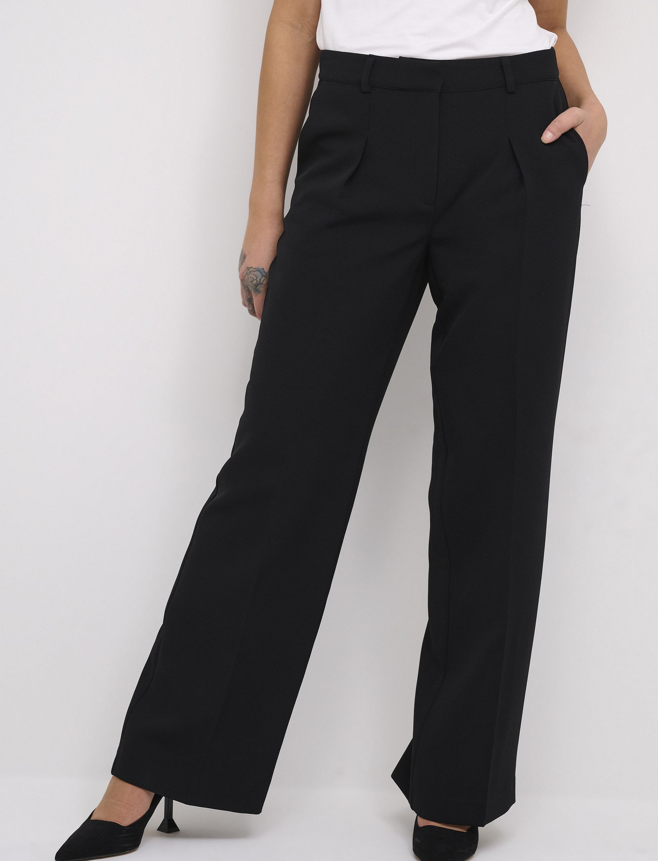 My Essential Wardrobe - 29 THE TAILORED PANT - formell - black - 0