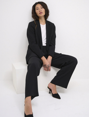 My Essential Wardrobe - 29 THE TAILORED PANT - tailored trousers - black - 5
