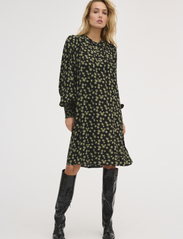 My Essential Wardrobe - MerleMW Dress - midi dresses - dusty olive print - 3