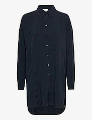 My Essential Wardrobe - HalnaMW Boxy Shirt - langärmlige hemden - dark sapphire blue - 0