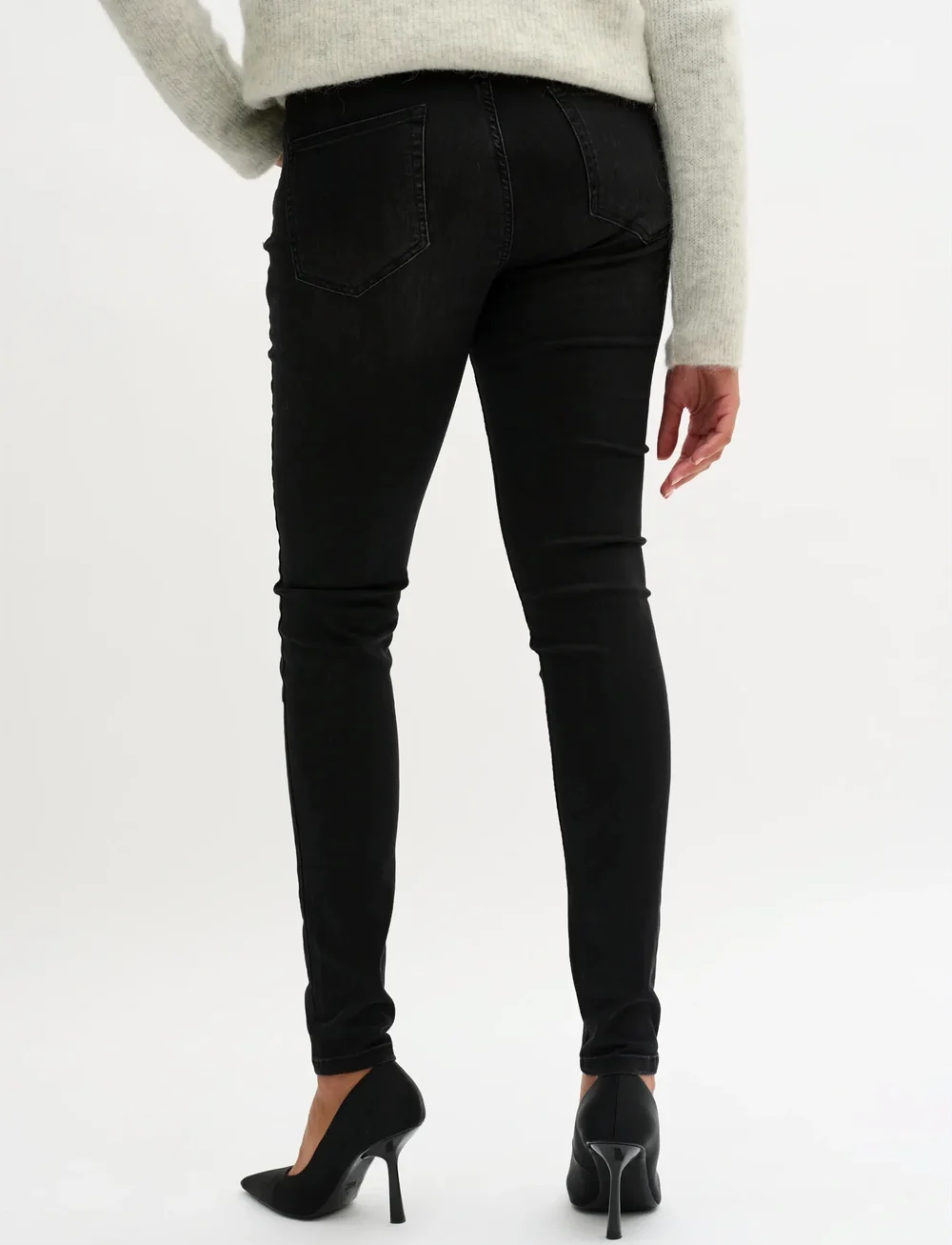 My Essential Wardrobe - 39 THE NORA HIGH 100 SLIM Y - slim fit jeans - black wash - 5