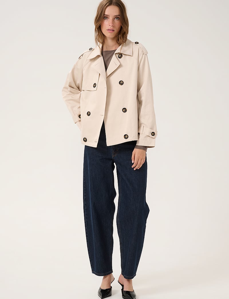 My Essential Wardrobe - MiraMW Short Trenchcoat - trenchcoats - oatmeal - 3