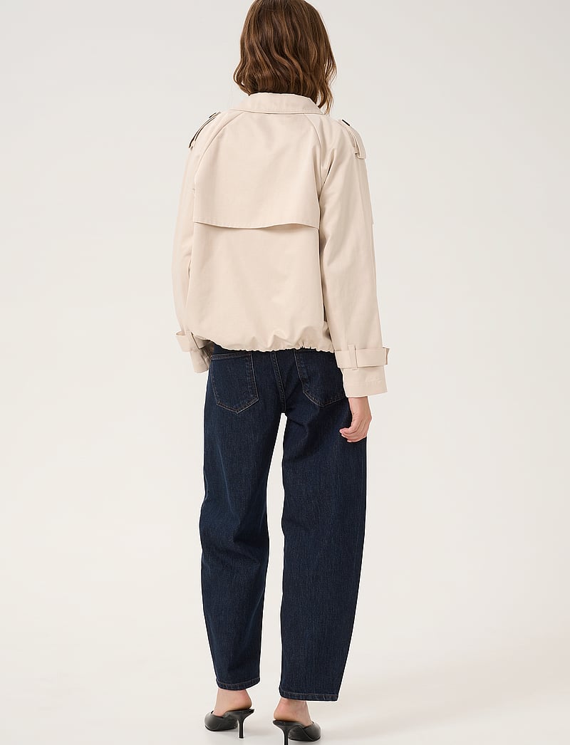 My Essential Wardrobe - MiraMW Short Trenchcoat - trenchcoats - oatmeal - 4