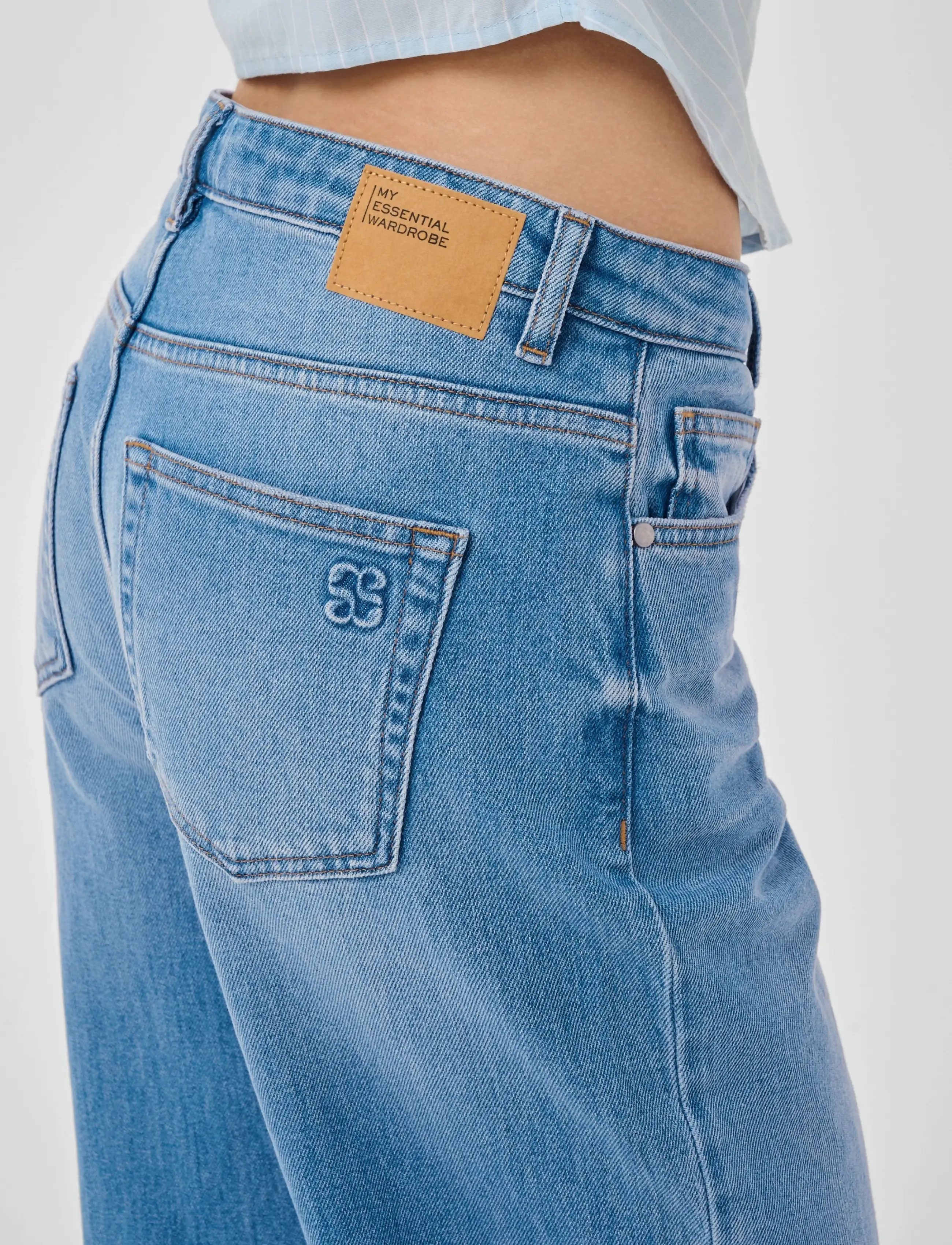 My Essential Wardrobe - JEANS WIDE 05 THE LOUIS 139 - laia säärega teksad - light blue vintage wash - 5