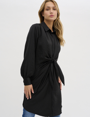 My Essential Wardrobe - HiloMW Knot Dress - hemdkleider - black - 2