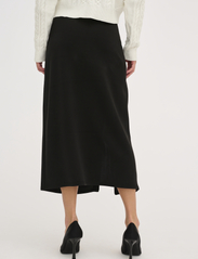 My Essential Wardrobe - ElleMW Skirt - midi nederdele - black - 5