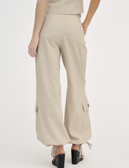 My Essential Wardrobe - LavitaMW Cargo Pant - festkläder till outletpriser - oatmeal - 4